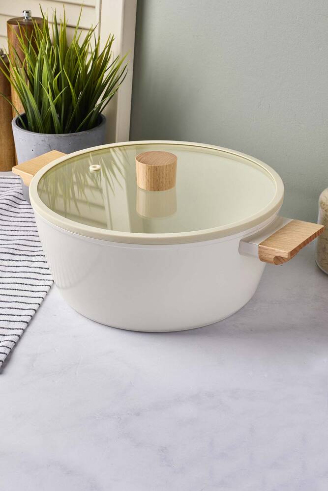 CookWood Beige İndüksiyon Tabanlı Ahşap Kulplu Kapaklı Seramik Derin Tencere 24 cm - 1