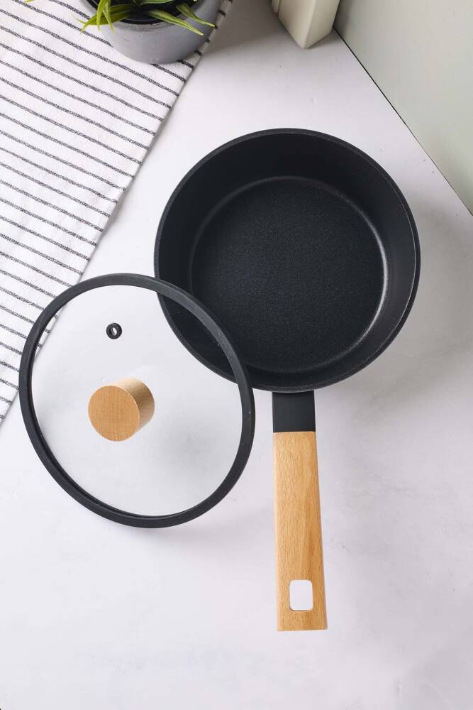 CookWood Black İndüksiyon Tabanlı Ahşap Saplı Kapaklı Seramik Tencere 18 cm - 2